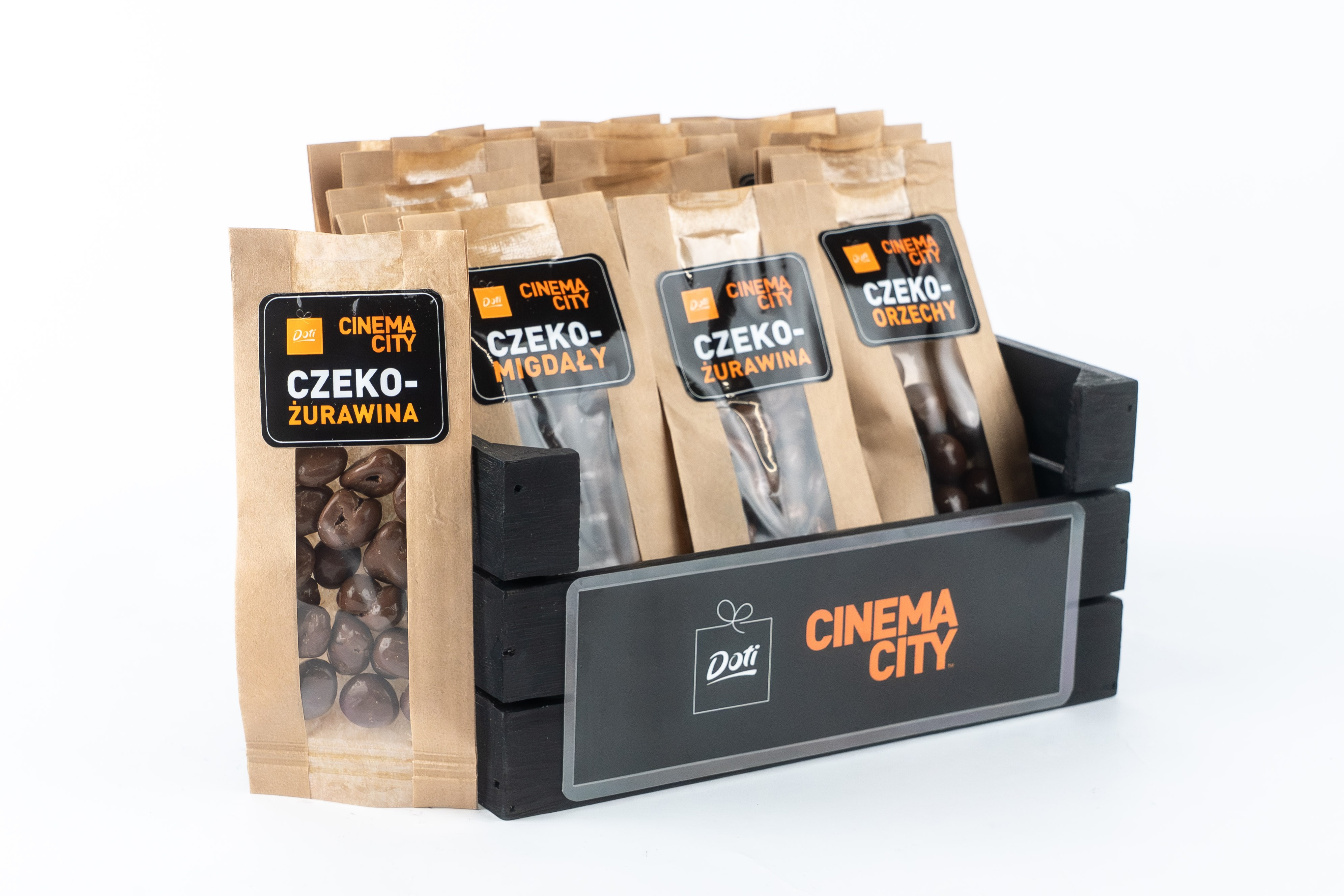 Nasze czekoladki są w barach kinowych Cinema City w Europie w koncepcie wsp&oacute;łpracy Cinema City& Doti.